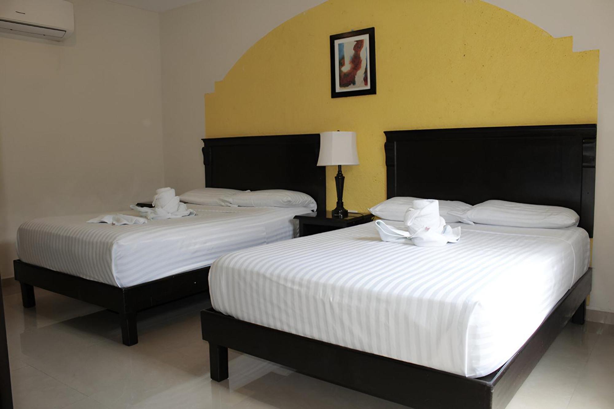 Hotel Quinta Marciala Mx バリャドリッド エクステリア 写真