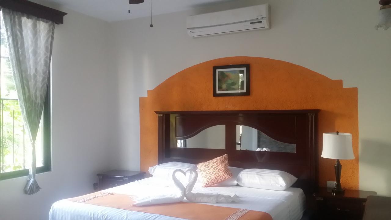 Hotel Quinta Marciala Mx バリャドリッド エクステリア 写真