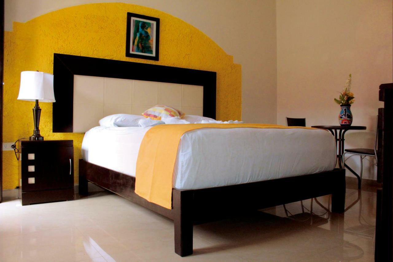 Hotel Quinta Marciala Mx バリャドリッド エクステリア 写真